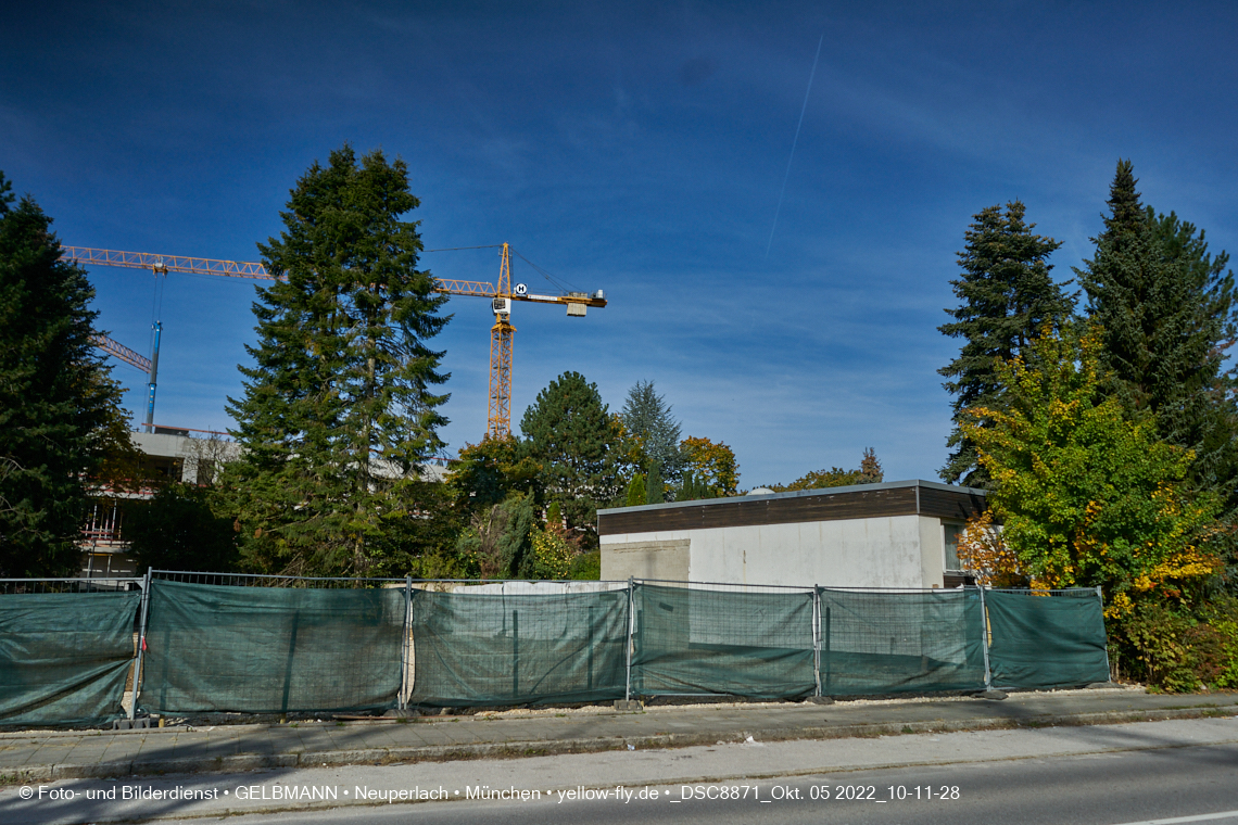 04.10.2022 - Baustelle an der Niederalmstraße 16 und Hugo-Lang-Bogen 13 in Neuperlach-Trudering